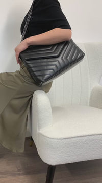 PM557